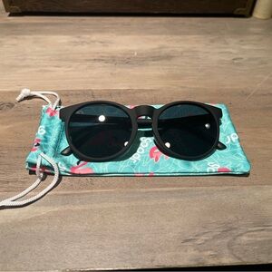 Unisex Black Goodr Sunglasses, polarized (Never Worn!)